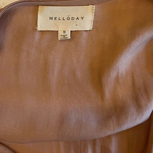 Melloday Champaign Blush Front Tie Peplum Top Size S - Picture 4 of 7